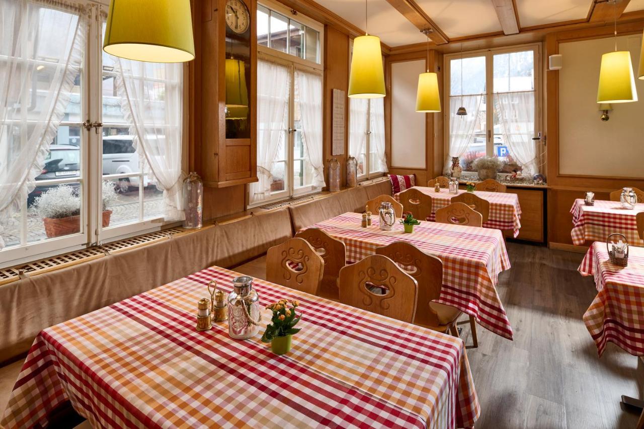 Baeren Hotel, The Bear Inn Wilderswil Luaran gambar