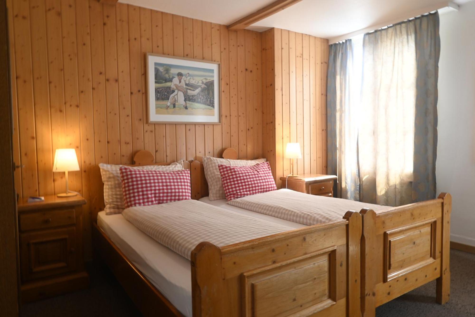 Baeren Hotel, The Bear Inn Wilderswil Luaran gambar